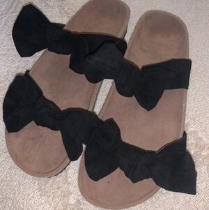 Double Strap Bow Slides
